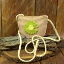 Kinderhandtasche mit kleiner Blume als Motive